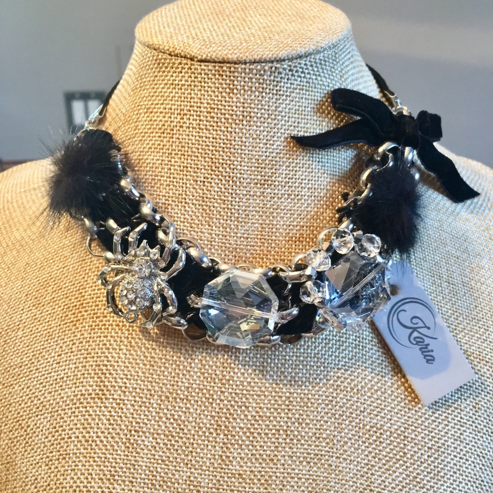 New Kaler collar Ford Halloween very beautiful